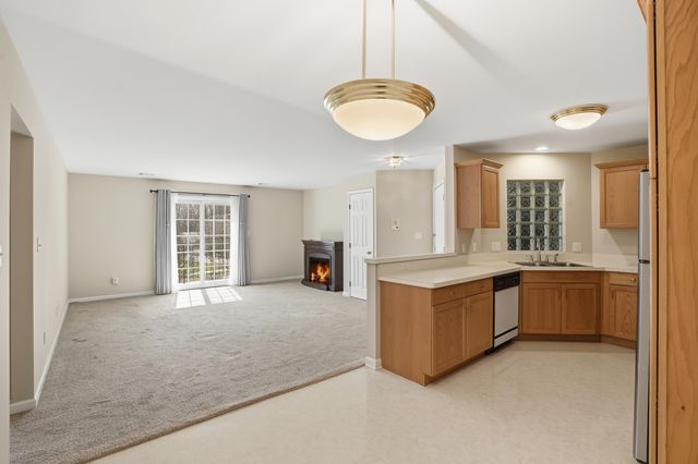 2711 Georgetowne Drive B2, Highland, IN 46322