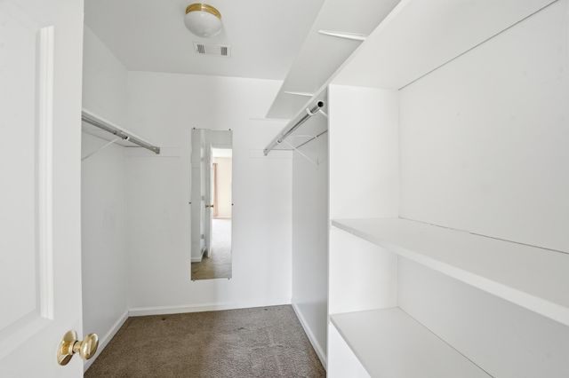 2711 Georgetowne Drive B2, Highland, IN 46322