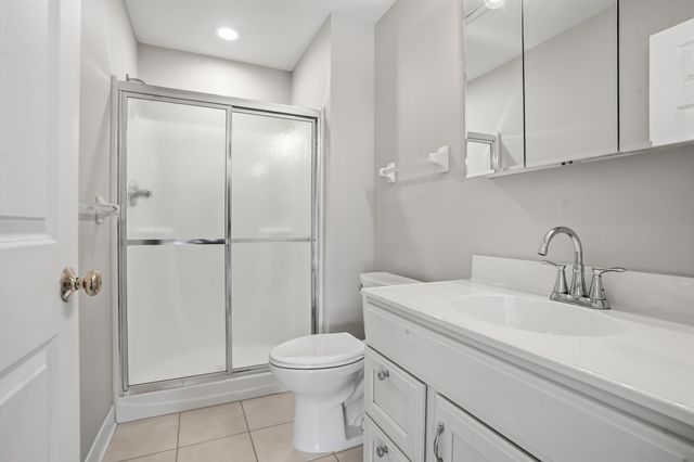 2711 Georgetowne Drive B2, Highland, IN 46322