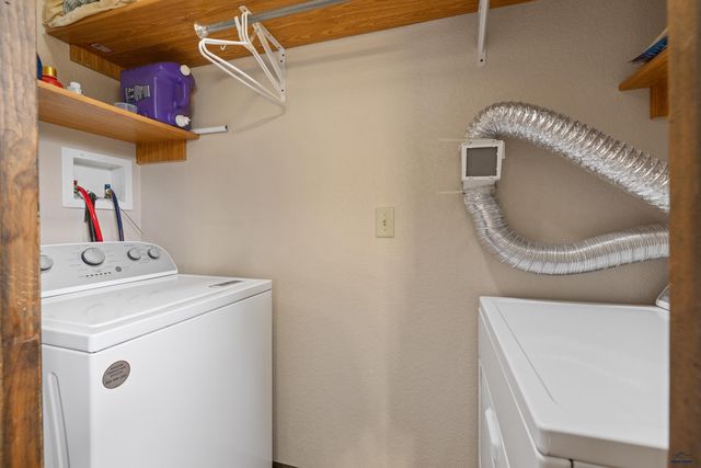 24568 SADDLEBACK DR, Hermosa, SD 57744