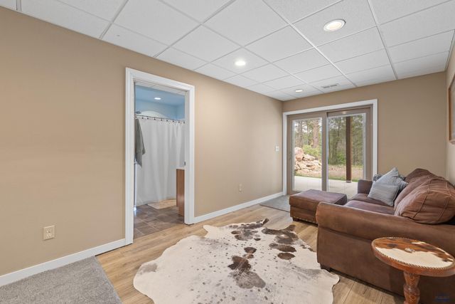 24568 SADDLEBACK DR, Hermosa, SD 57744