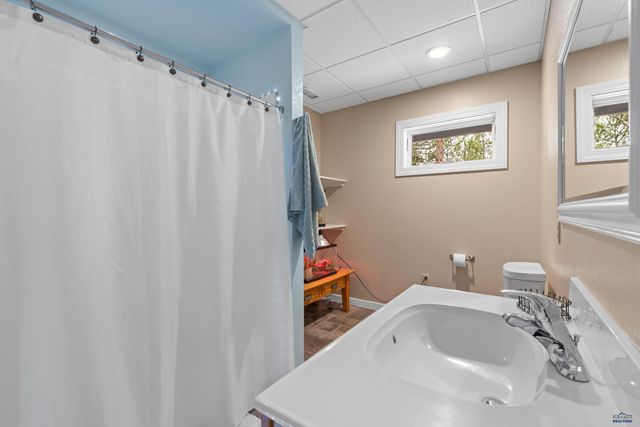 24568 SADDLEBACK DR, Hermosa, SD 57744
