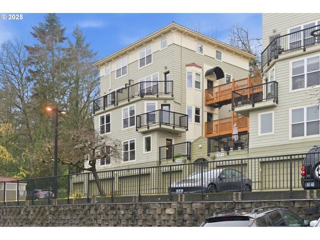 303 Nw Uptown Ter 2B, Portland, OR 97210