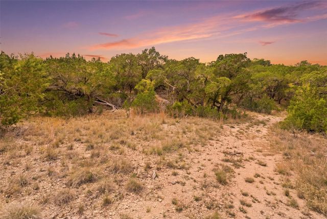 600 N Angel Light DR, Spicewood, TX 78669