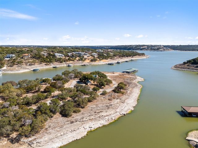 600 N Angel Light DR, Spicewood, TX 78669
