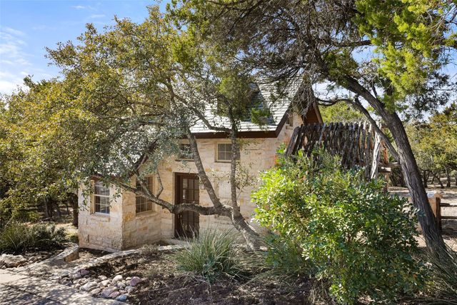 600 N Angel Light DR, Spicewood, TX 78669