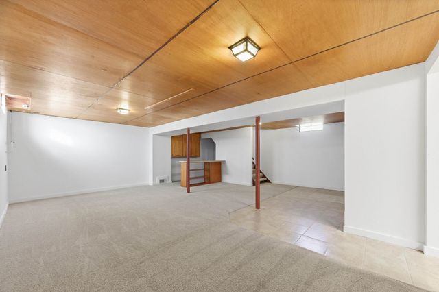 804 W 32nd St N, Wichita, KS 67204