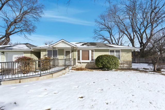 804 W 32nd St N, Wichita, KS 67204