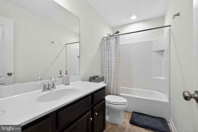 8452 RANDELL RIDGE RD, Frederick, MD 21704