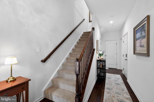 8452 RANDELL RIDGE RD, Frederick, MD 21704