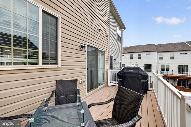 8452 RANDELL RIDGE RD, Frederick, MD 21704