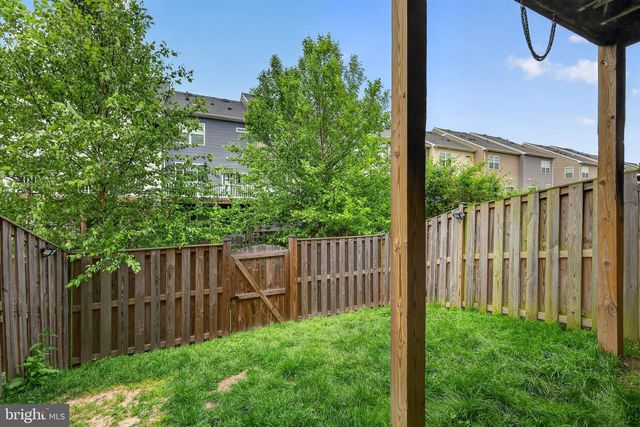 8452 RANDELL RIDGE RD, Frederick, MD 21704