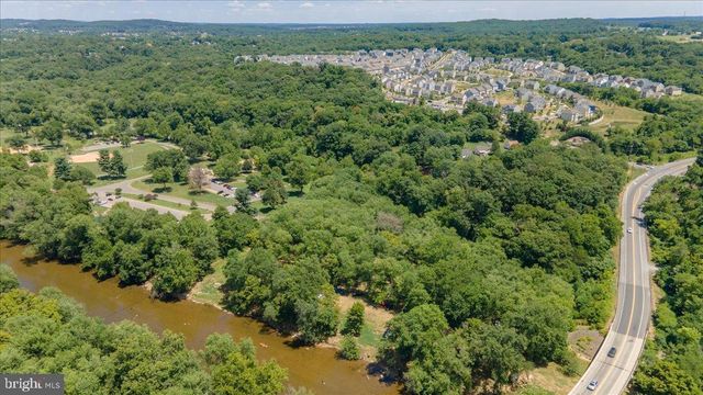 8452 RANDELL RIDGE RD, Frederick, MD 21704