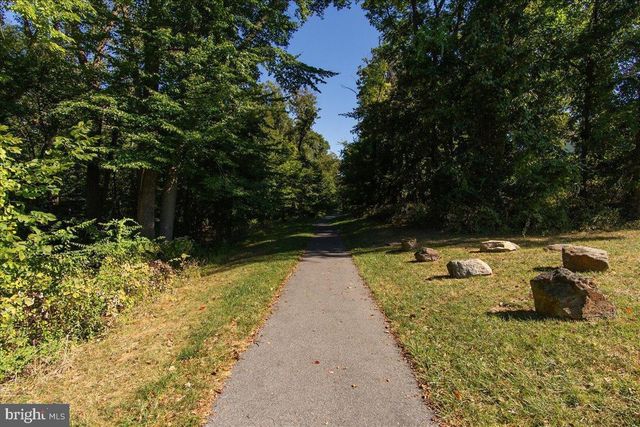 8452 RANDELL RIDGE RD, Frederick, MD 21704