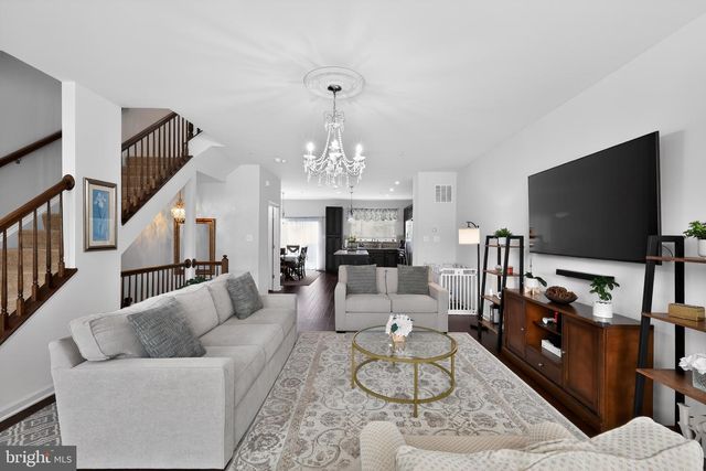 8452 RANDELL RIDGE RD, Frederick, MD 21704