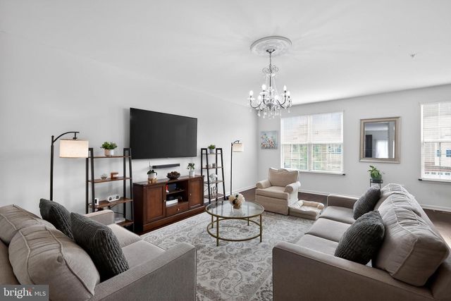 8452 RANDELL RIDGE RD, Frederick, MD 21704