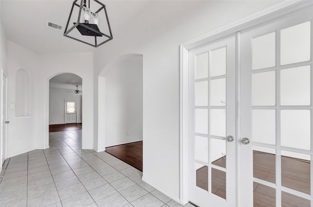 319 American Black Bear Drive, Crosby, TX 77532