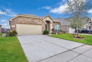 319 American Black Bear Drive, Crosby, TX 77532