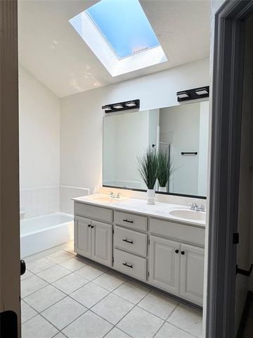 1102 Dustin Drive, Edmond, OK 73003