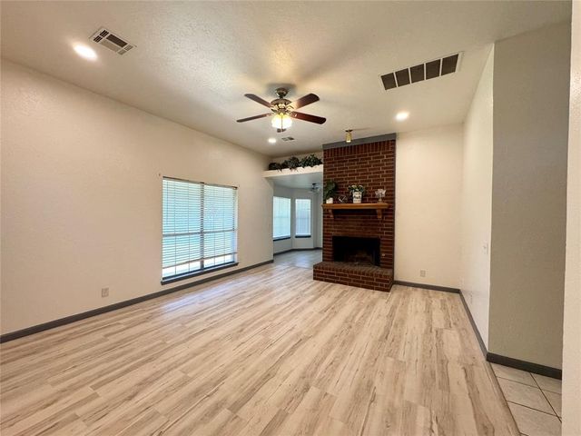 1102 Dustin Drive, Edmond, OK 73003