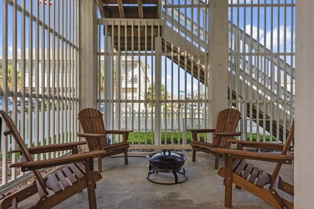 11446 Sea Butterfly, Galveston, TX 77554