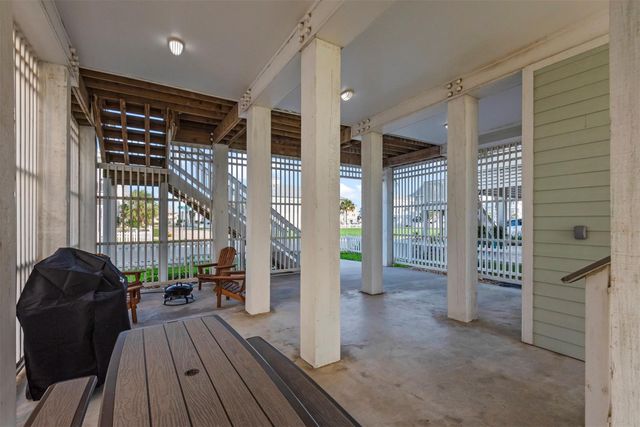 11446 Sea Butterfly, Galveston, TX 77554