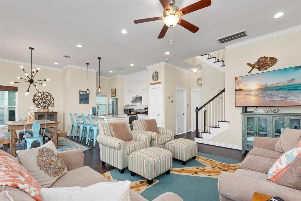 11446 Sea Butterfly, Galveston, TX 77554