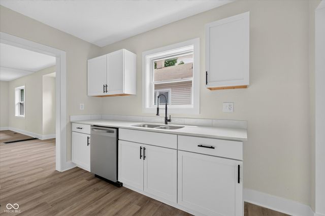 940 N Chester Avenue, Indianapolis, IN 46201