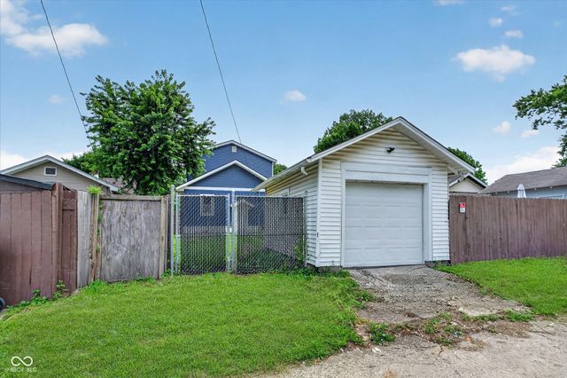 940 N Chester Avenue, Indianapolis, IN 46201