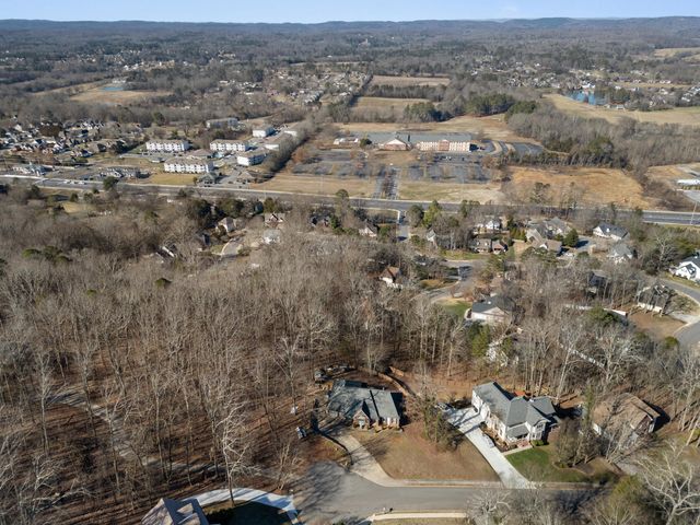 1651 Flagstone Point NW, Cleveland, TN 37312