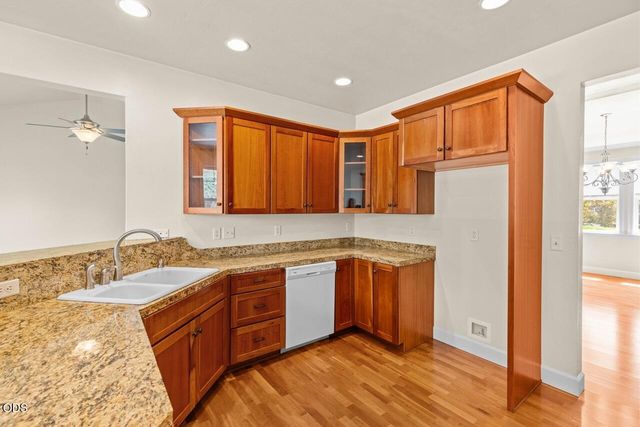 1151 Arrowhead Trail, Eagle Point, OR 97524