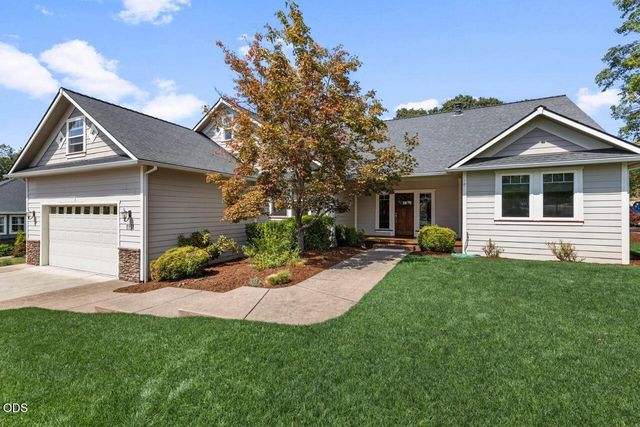 1151 Arrowhead Trail, Eagle Point, OR 97524