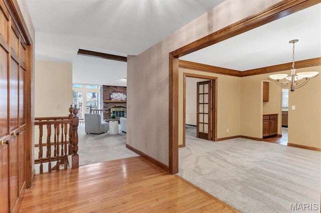 390 Portsmouth Drive, St Charles, MO 63303