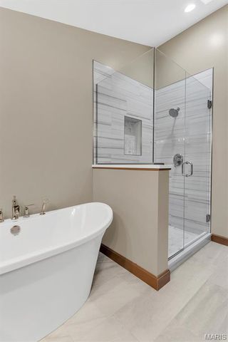 390 Portsmouth Drive, St Charles, MO 63303