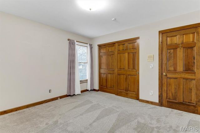 390 Portsmouth Drive, St Charles, MO 63303