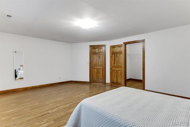 390 Portsmouth Drive, St Charles, MO 63303