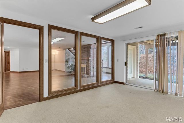 390 Portsmouth Drive, St Charles, MO 63303