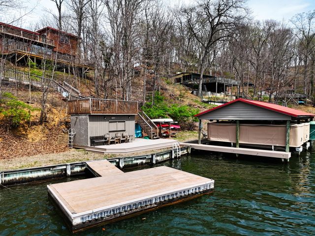 4443 Frazier RD, Radford, VA 24141