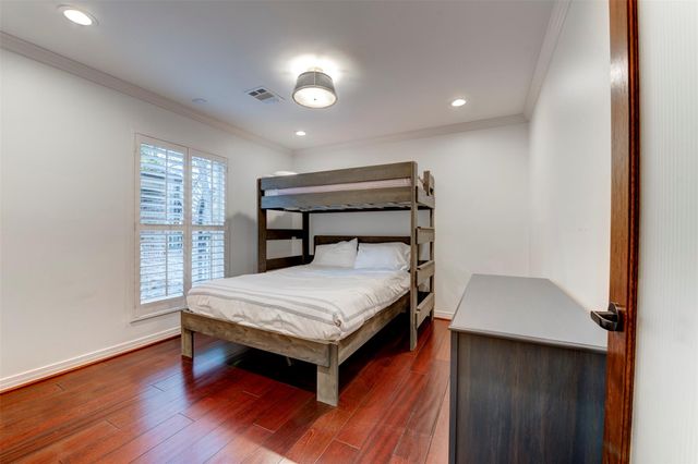 10007 Cedar Creek Drive, Houston, TX 77042