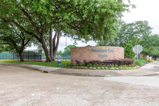 10007 Cedar Creek Drive, Houston, TX 77042