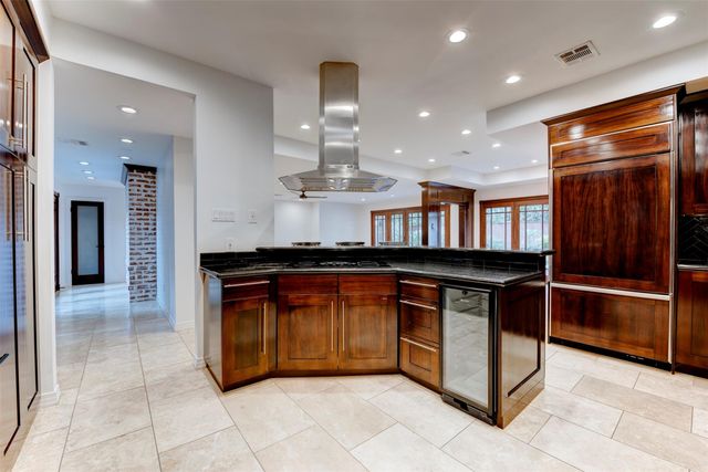 10007 Cedar Creek Drive, Houston, TX 77042