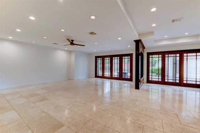 10007 Cedar Creek Drive, Houston, TX 77042