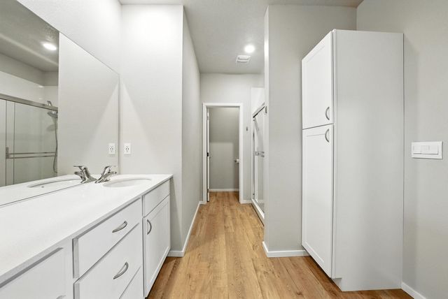 20629 E Valley Vista Dr, Liberty Lake, WA 99016