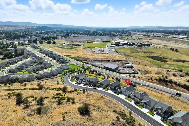 20629 E Valley Vista Dr, Liberty Lake, WA 99016