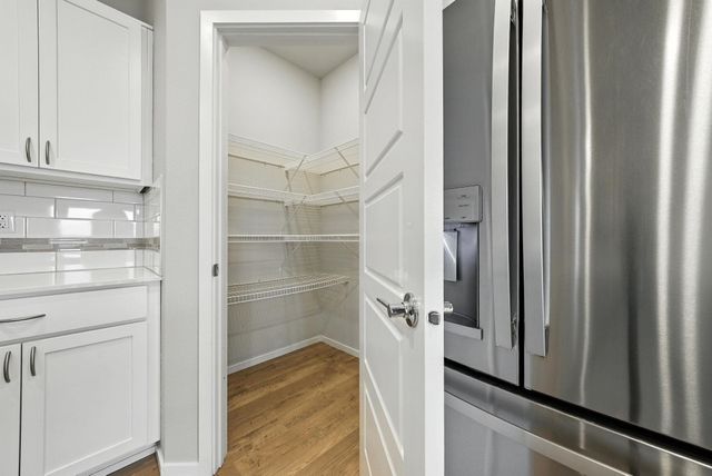 20629 E Valley Vista Dr, Liberty Lake, WA 99016