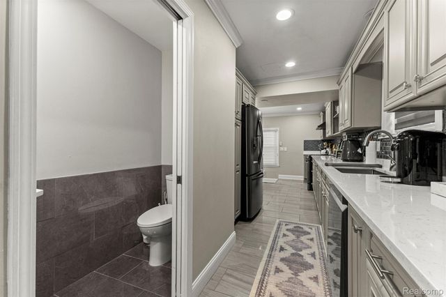 23470 Fordson Drive, Dearborn, MI 48124