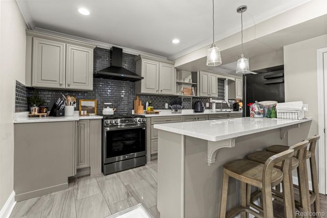 23470 Fordson Drive, Dearborn, MI 48124