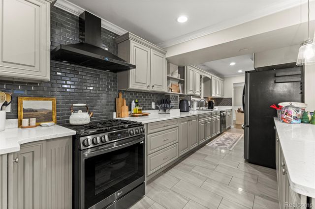 23470 Fordson Drive, Dearborn, MI 48124