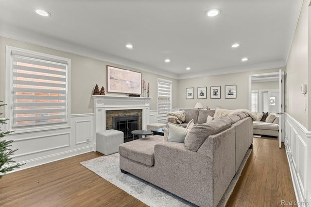 23470 Fordson Drive, Dearborn, MI 48124