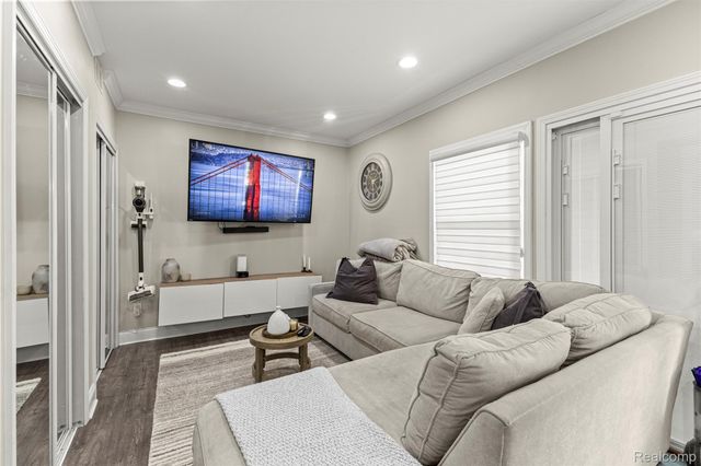 23470 Fordson Drive, Dearborn, MI 48124